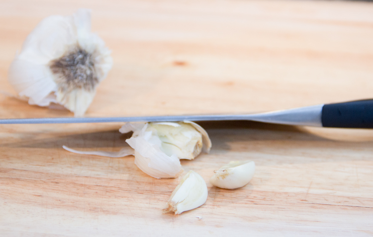 smashing-garlic-cloves