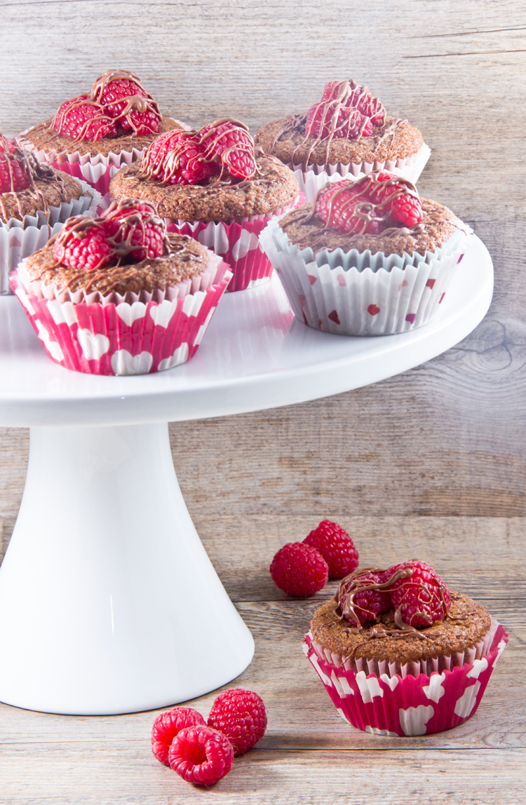 Chocolate-Covered-Raspberry-Stuffed-Cupcakes