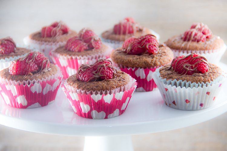 Chocolate-Raspberry-Stuffed-Cupcakes