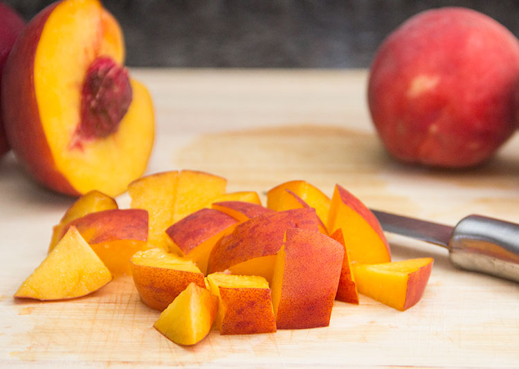 chopping-peaches