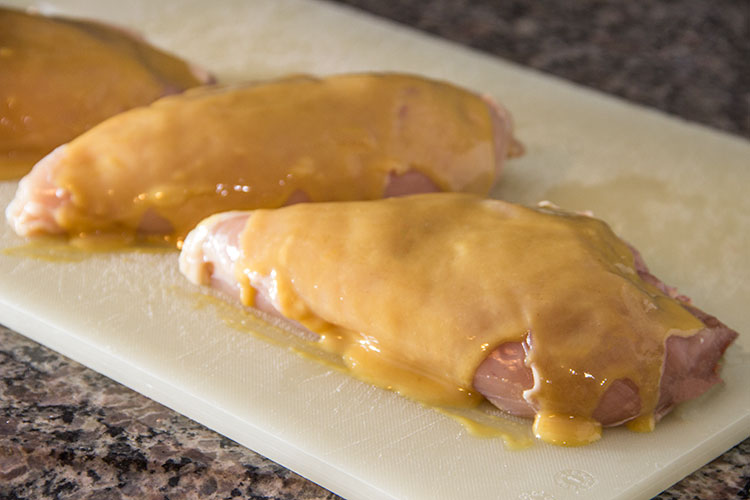 honey-mustard-on-raw-chicken