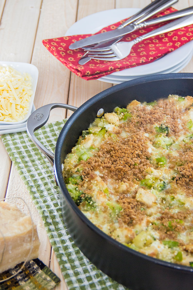Quinoa-Cheddar-Bake-with-Chicken-and-Broccoli