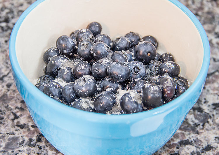 blueberries-with-sugar
