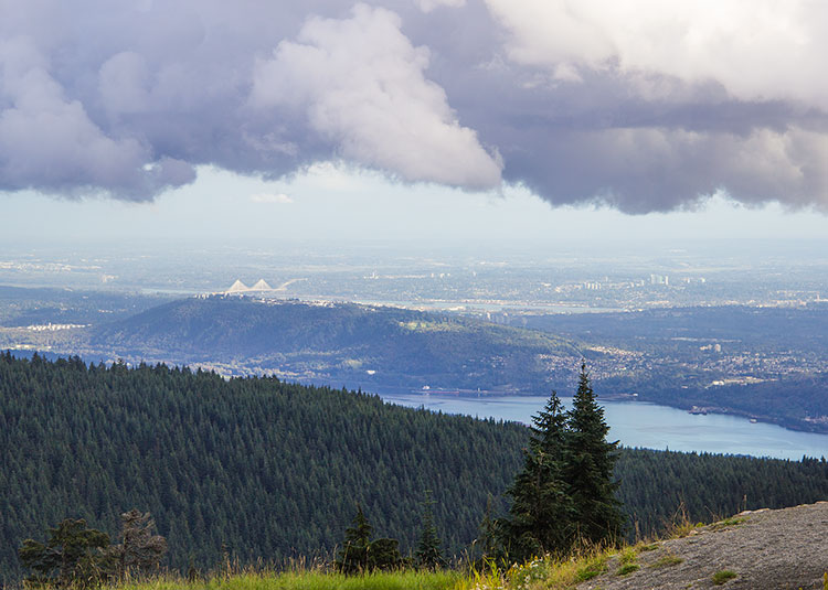 view-from-the-top-of-grouse-mountain-vancouver