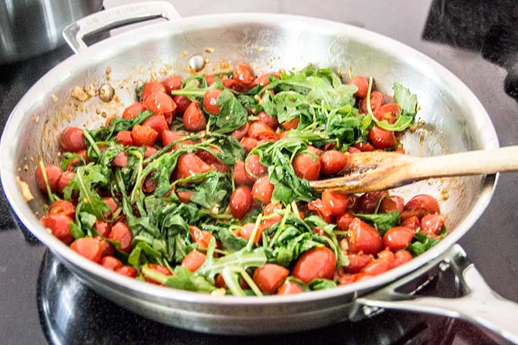 preparing-easy-greek-tomato-feta-pasta