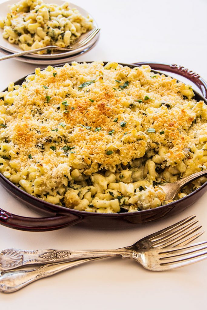 Creamy Spinach and Artichoke Mac and Cheese - Jen Elizabeth's Journals