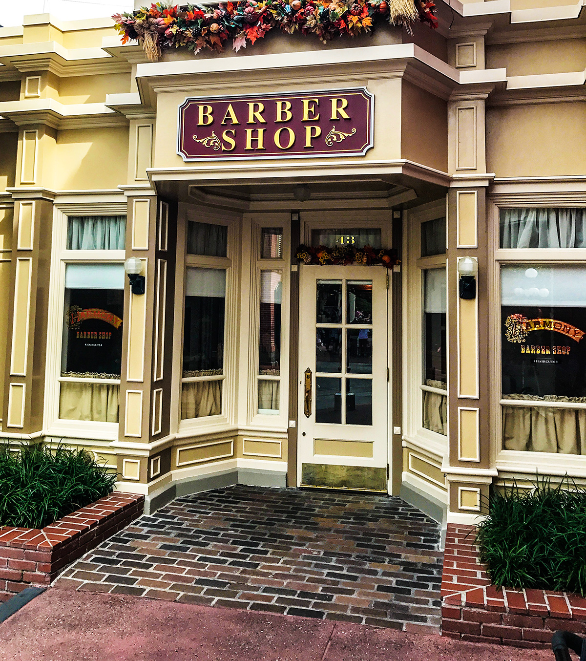 Harmony-Barber-Shop-Main-Street-Magic-Kingdom