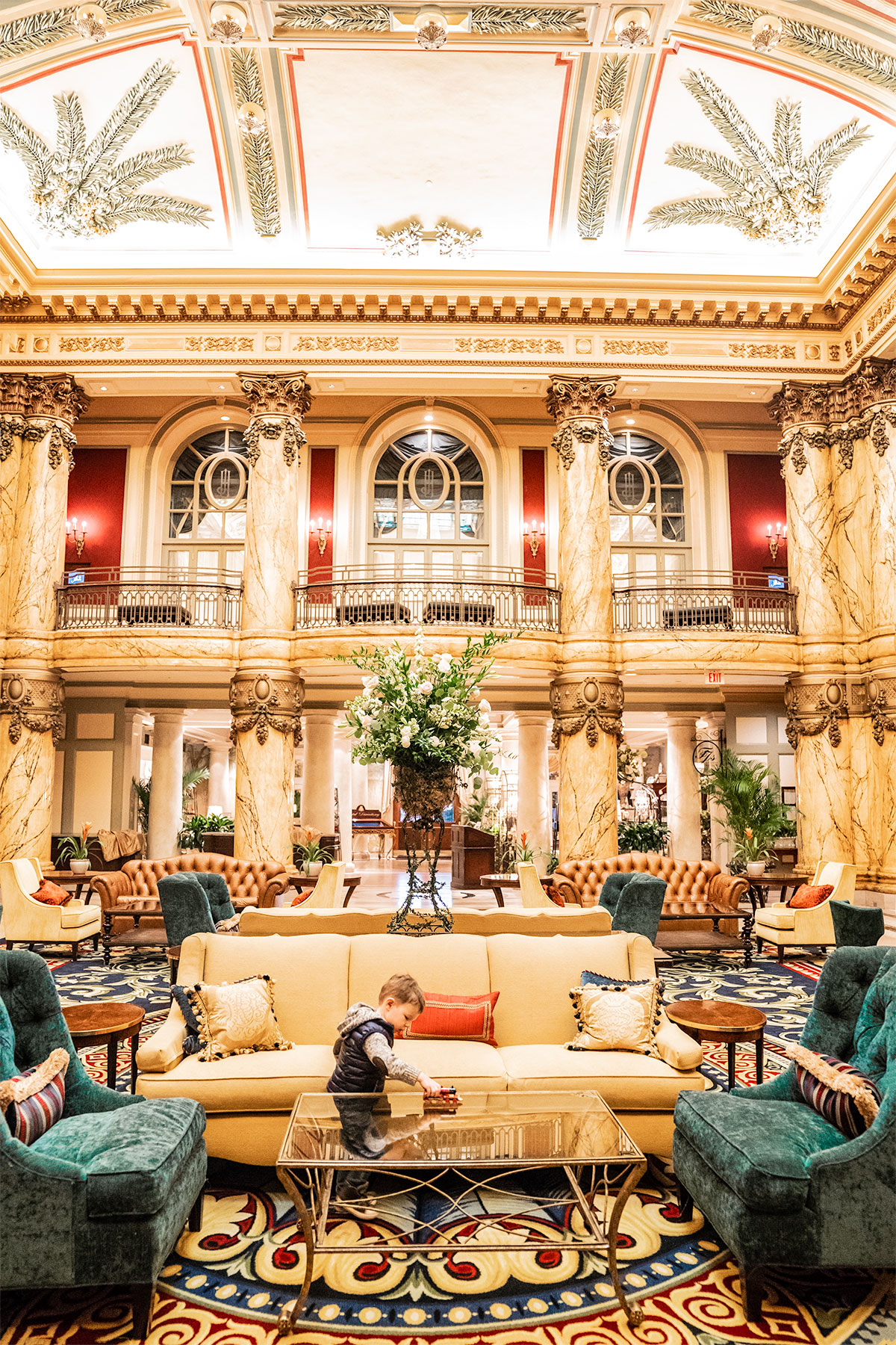 Enjoying-the-Rotunda-The-Jefferson-Hotel-Richmond