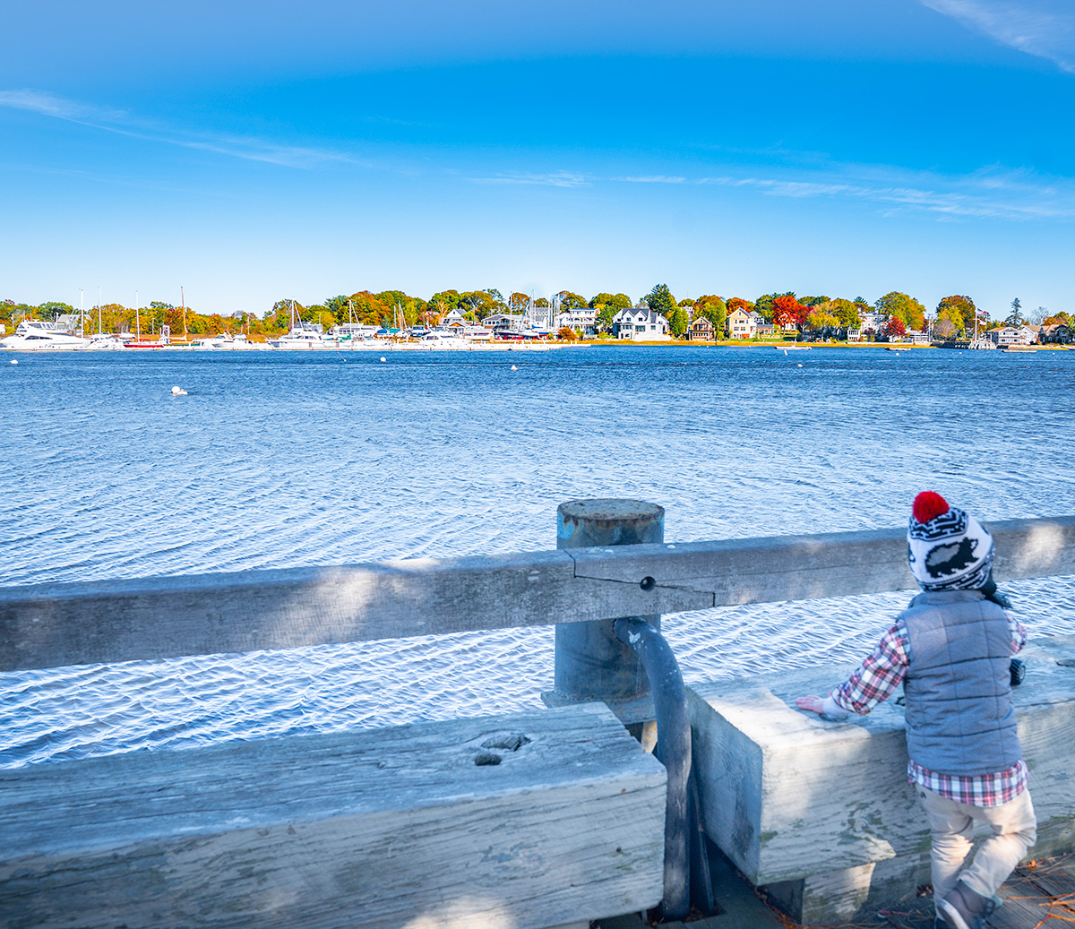 Newburyport-Massachusetts-Harbor-fall-foliage