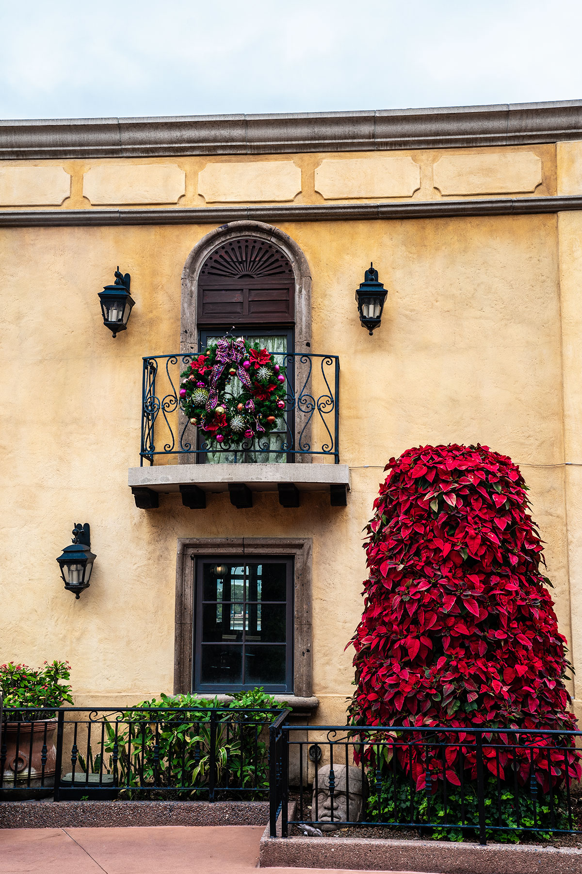 Christmas-at-Mexican-Pavilion-Disneys-Epcot