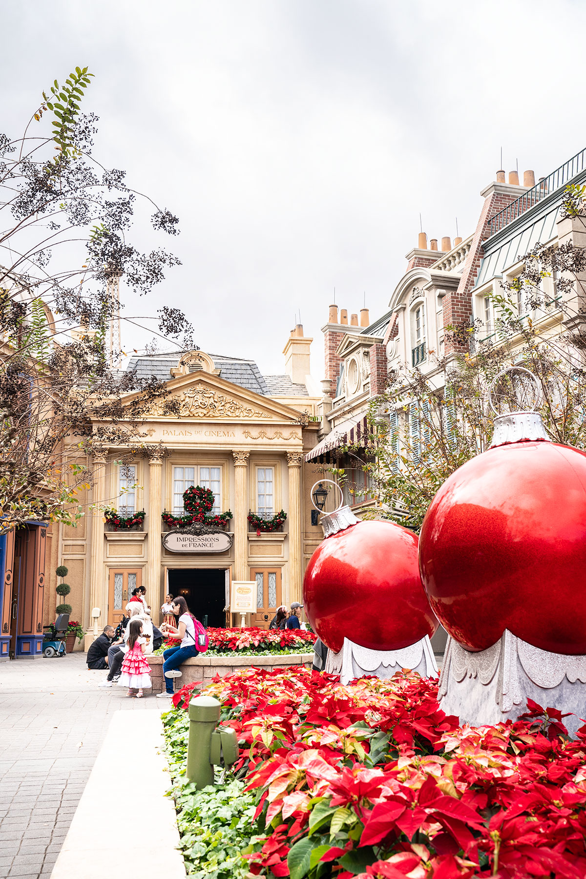 Epcot-at-Christmas-Part-II-of-Disney-World-Christmas-Series