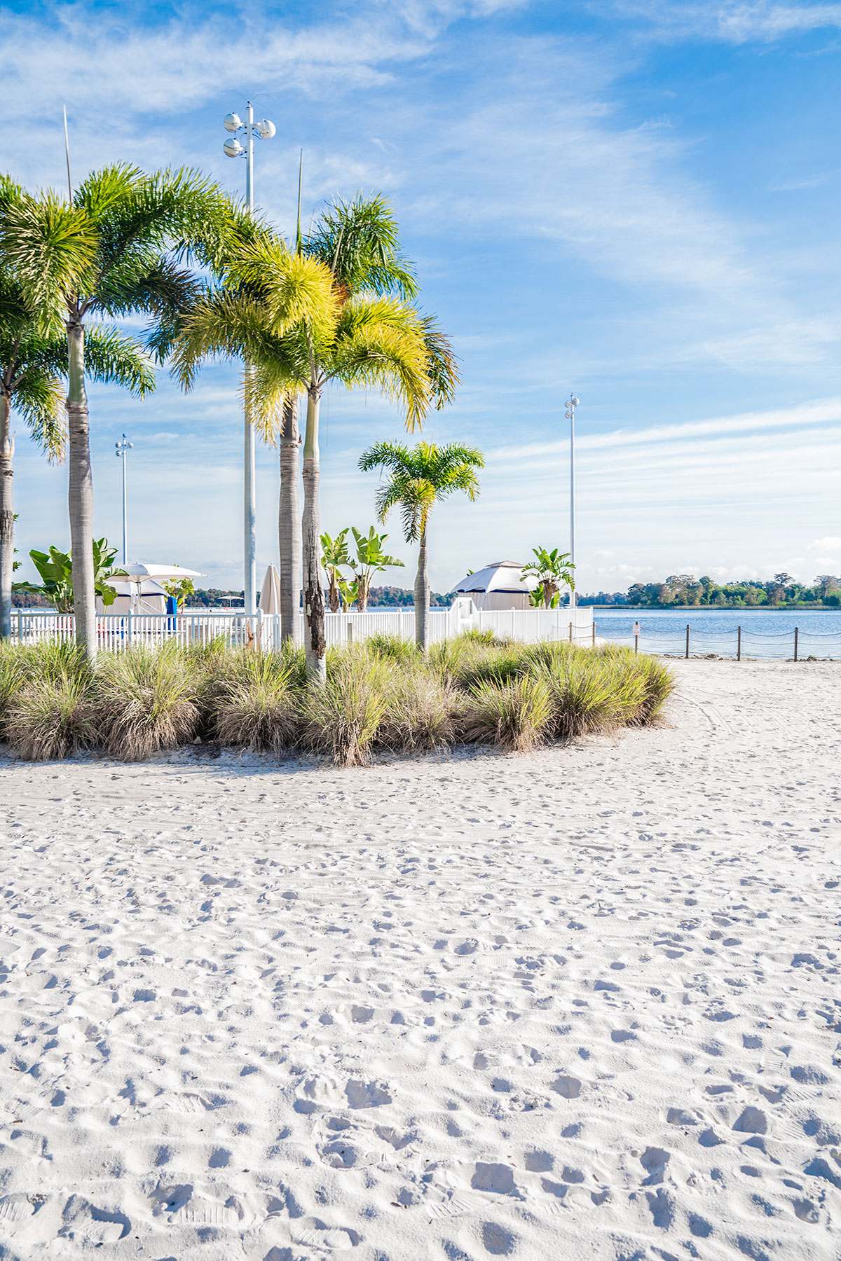 Walt-Disney-World-Contemporary-White-Sand-Beach