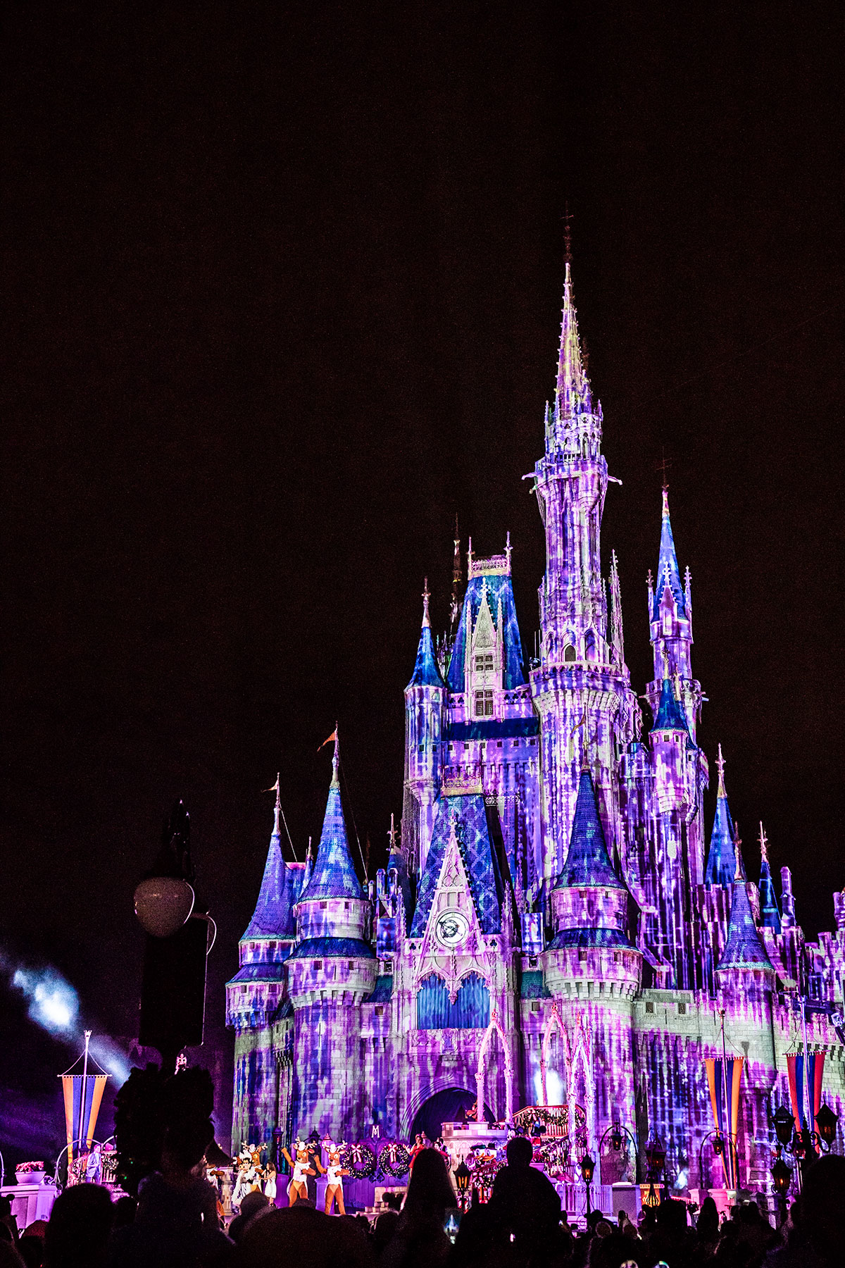 Cinderella-Castle-Christmas-Magic-Kingdom