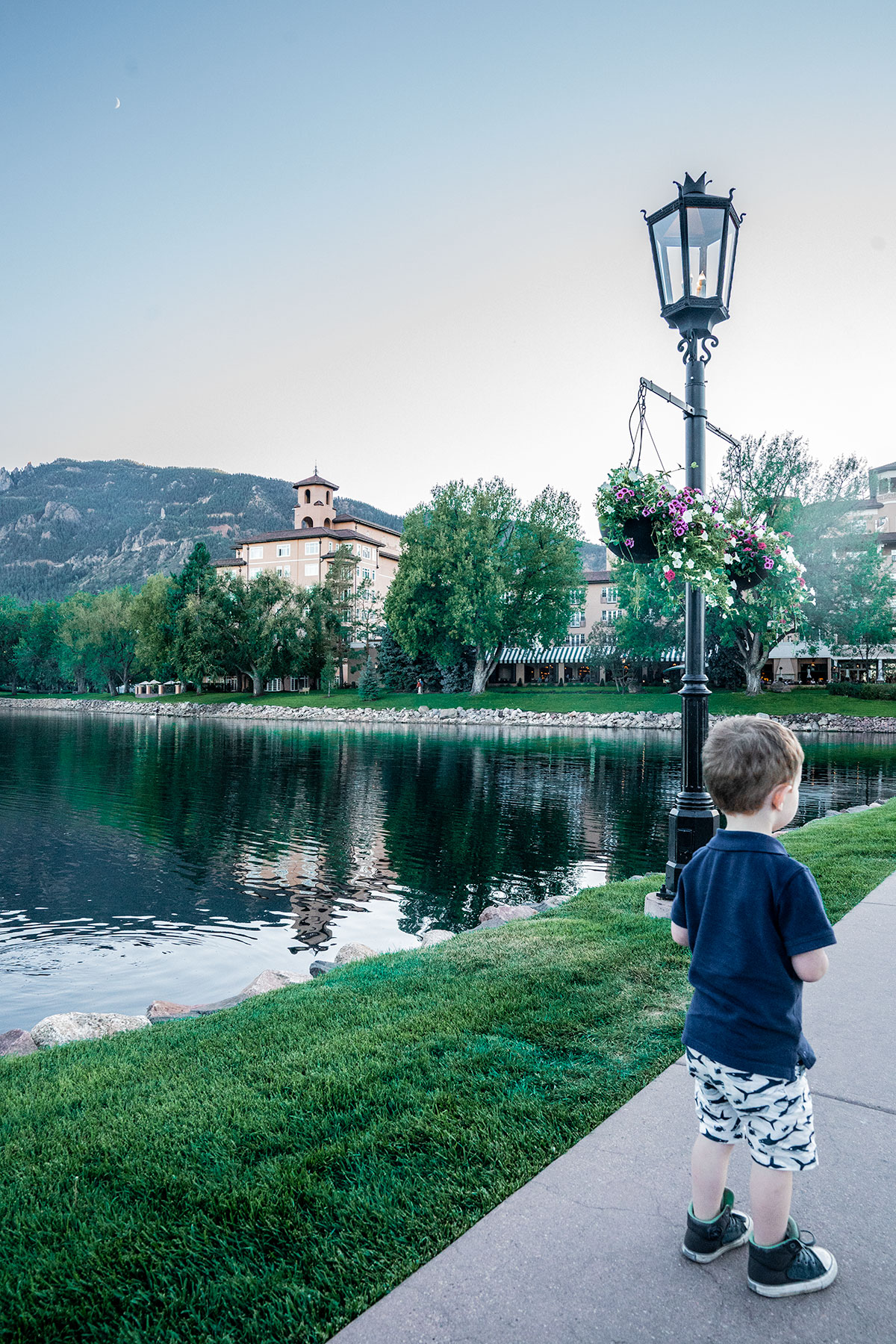 Broadmoor-at-Dusk-Colorado