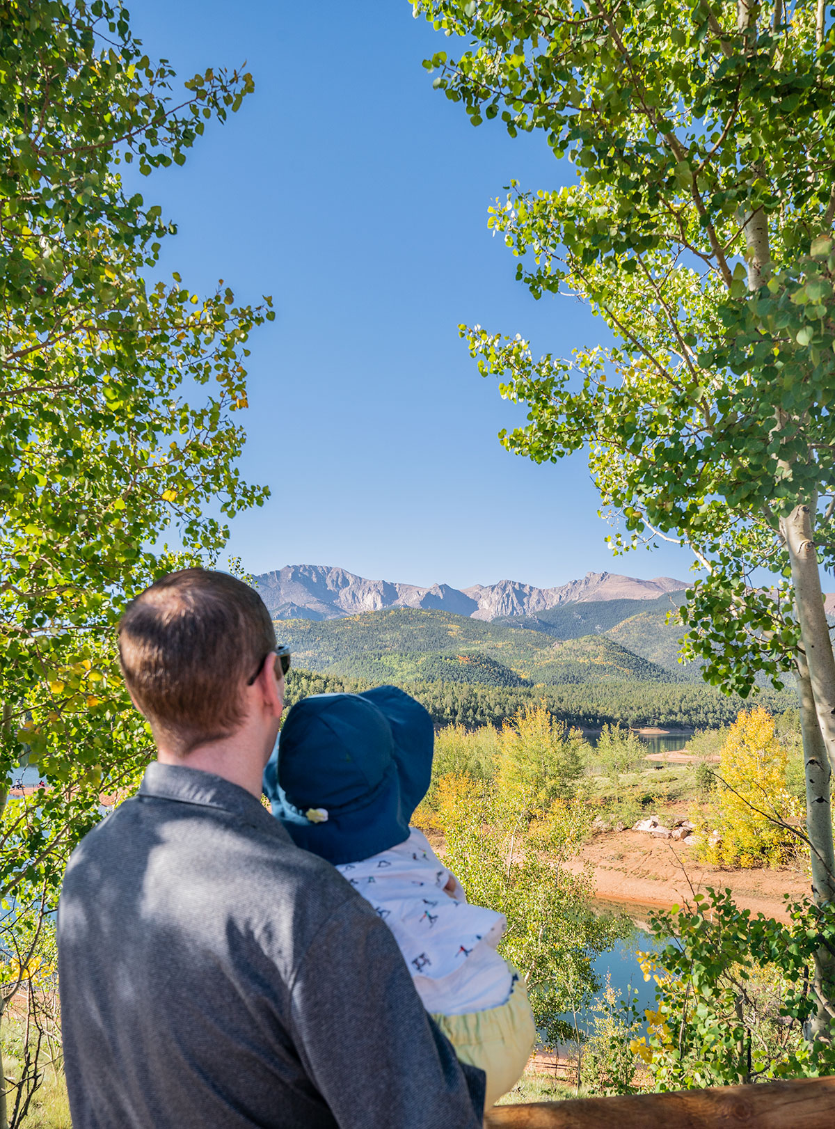 Mountain-Vista-Pikes-Peak-Colorado