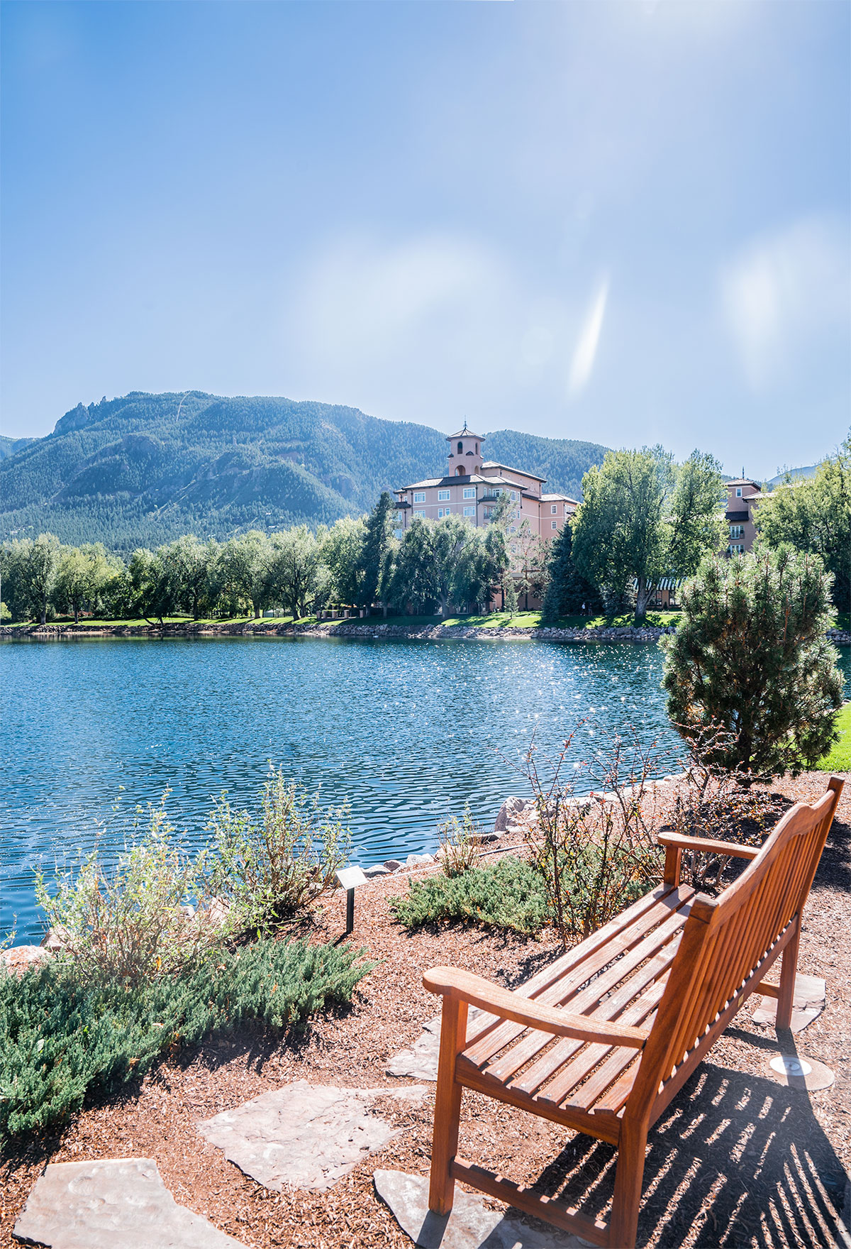 The-Gorgeous-Broadmoor-Colorado